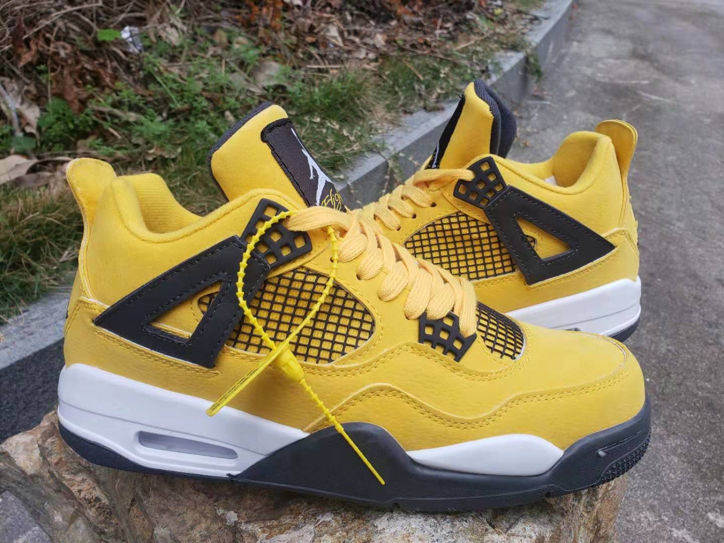 Air Jordan 4 Retro Yellow Black Shoes